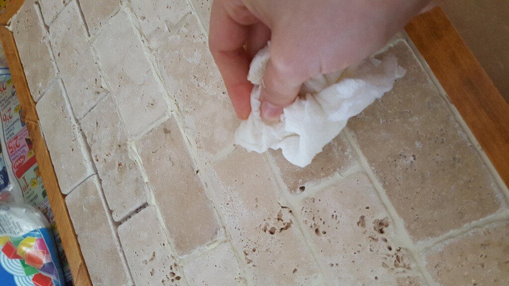 Wipe tiles