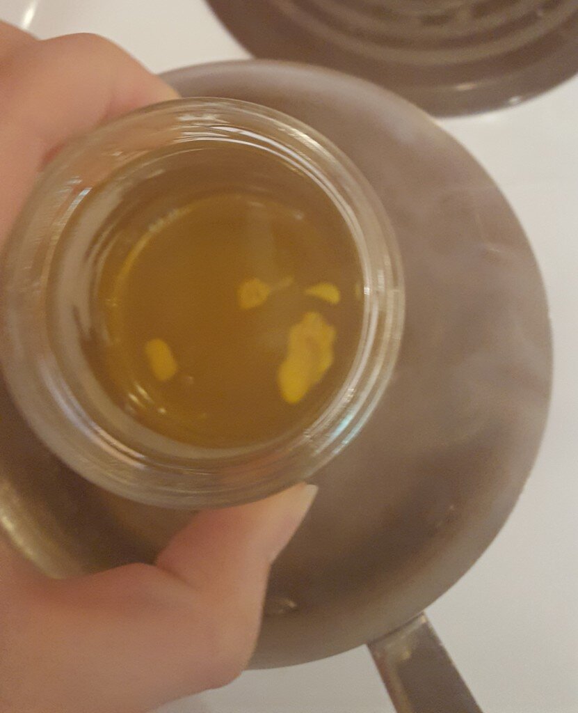 Swish oil and wax until melted.