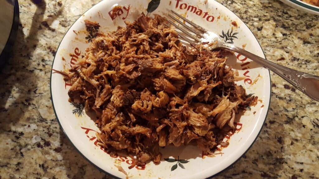 Stir to distribute reserved bbq sauce. 